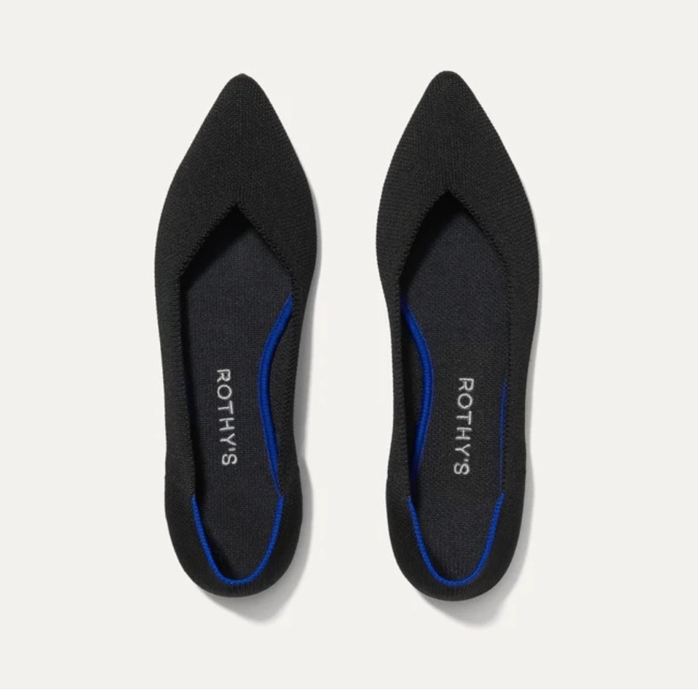 Rothy’s the point in black W7.5